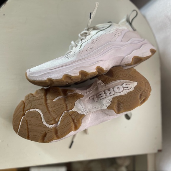 Sorel Kinetic Breakthru Day Lace Sneaker in Dreamy White - Picture 9 of 9